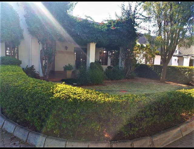 3 BEDROOM TOWNHOUSE FOR SALE IN BENDOR